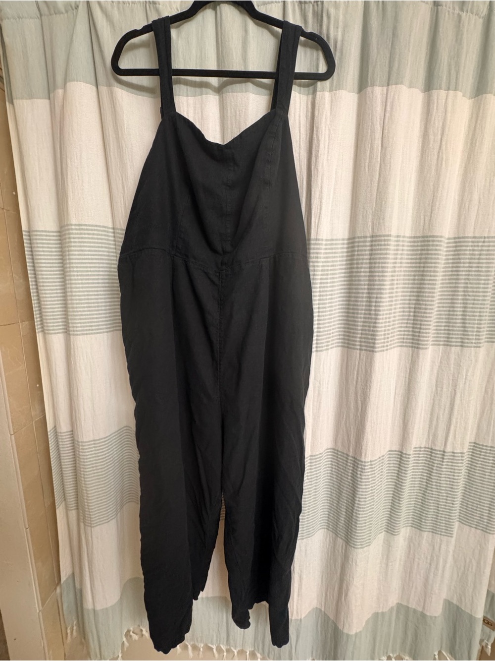 Old Navy Black Wide-Leg Jumpsuit with Thick Straps